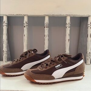Puma Easy Rider Brown and White Sneakers